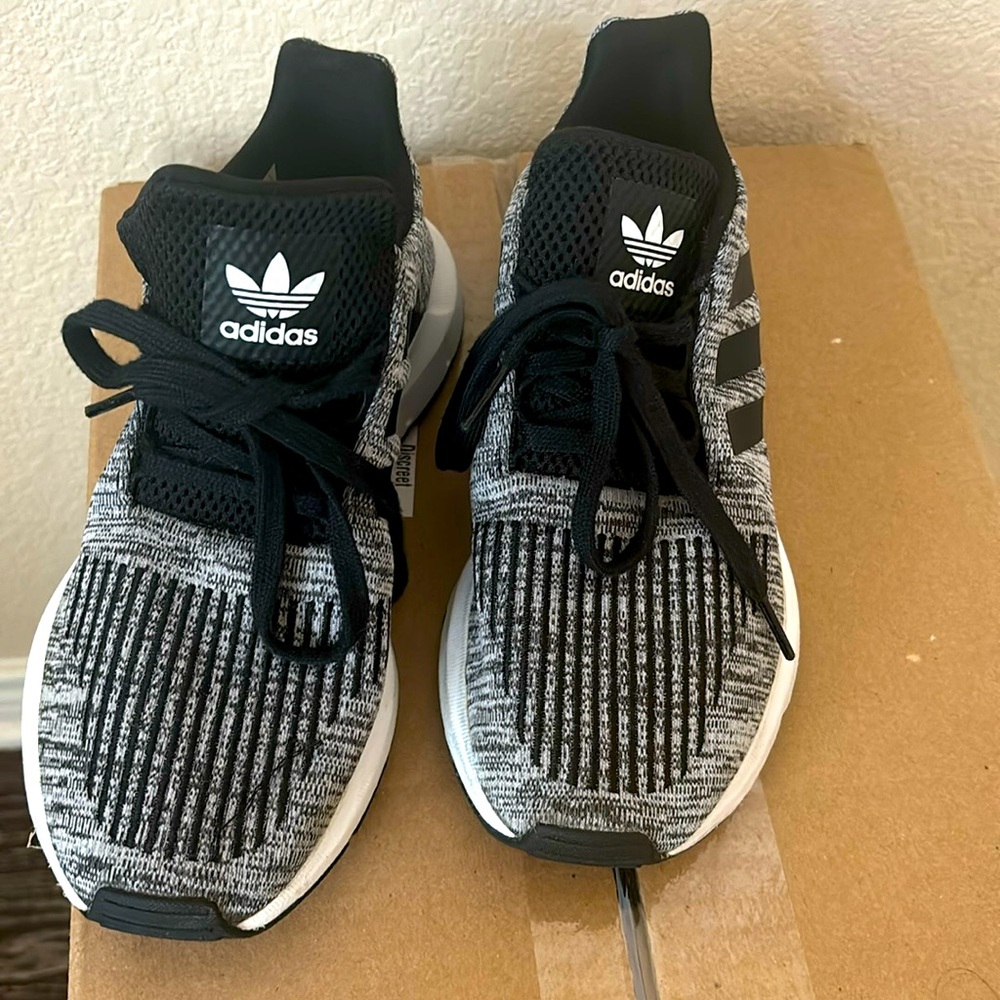 LIKE NEW!!!!  Size 4.5. Big boys (preteen) gray and black ADIDAS sneakers.